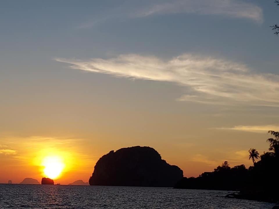 Koh Yao Yai Sea Breeze House เกาะยาวใหญ่ซีบรีซเฮ้าส์ Hotel Ngoại thất bức ảnh