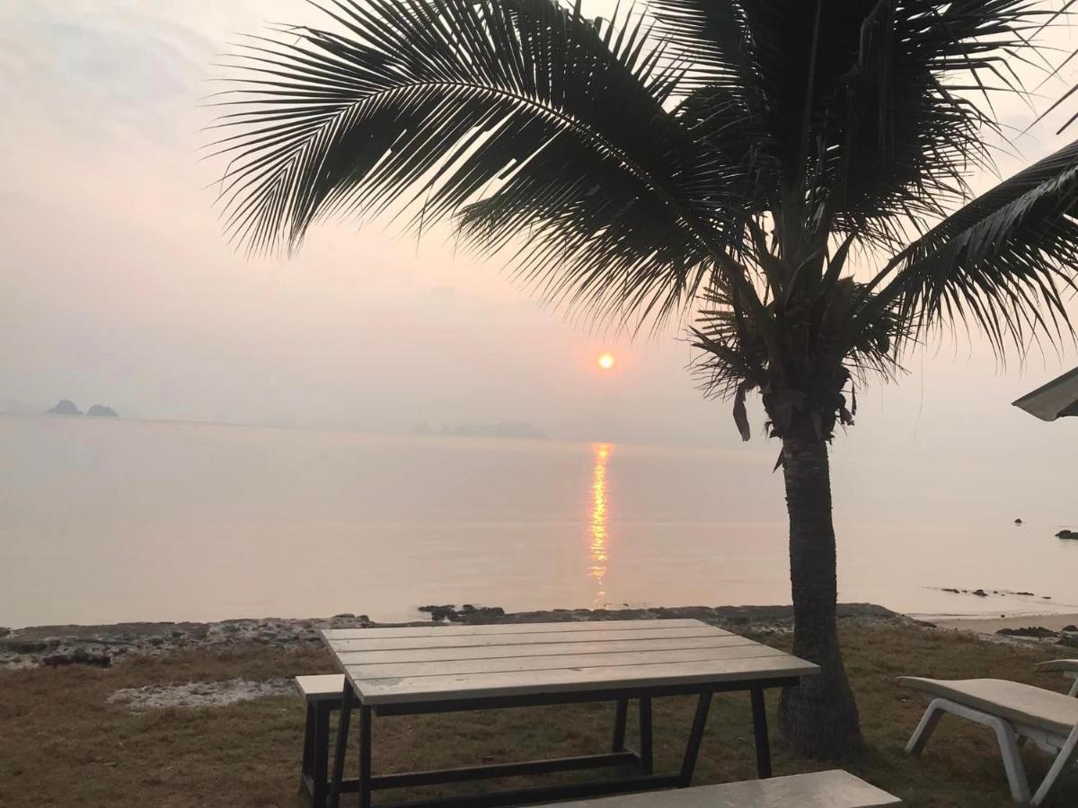 Koh Yao Yai Sea Breeze House เกาะยาวใหญ่ซีบรีซเฮ้าส์ Hotel Ngoại thất bức ảnh